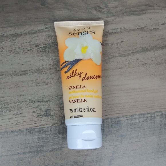 Avon Bath & Body Avon Senses Silky Vanilla Antibacterial Hand Gel